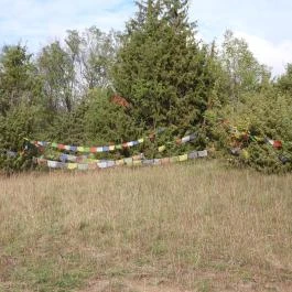 Megvilágosodás sztúpa Becske - Egyéb