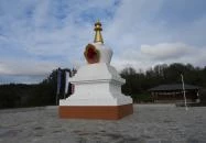 Megvilágosodás sztúpa Becske