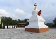 Megvilágosodás sztúpa Becske