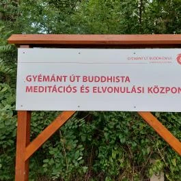 Megvilágosodás sztúpa Becske - Egyéb