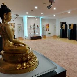 Megvilágosodás sztúpa Becske - Belső