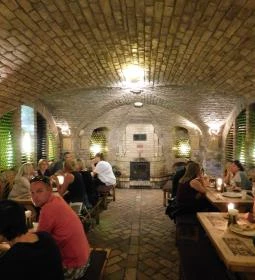 Megyeri Fivérek Borkápolna