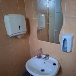 Melódia Cukrászda Seregélyes - Mosdó