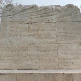 Memento: Az 1945–56 között kivégzettek emlékműve, Budapest - Egyéb