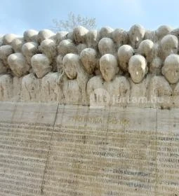 Memento: Az 1945–56 között kivégzettek emlékműve