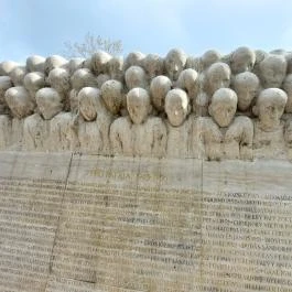 Memento: Az 1945–56 között kivégzettek emlékműve, Budapest - Egyéb