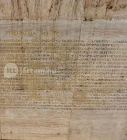 Memento: Az 1945–56 között kivégzettek emlékműve