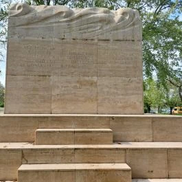 Memento: Az 1945–56 között kivégzettek emlékműve, Budapest - Egyéb