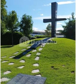 Mementó Szmolenszkért emlékmű