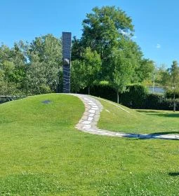 Mementó Szmolenszkért emlékmű