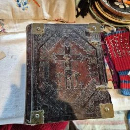 Egy menyasszony stafírungja Terény - Belső