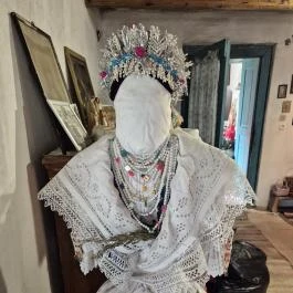 Egy menyasszony stafírungja Terény - Belső