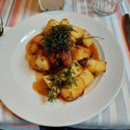 Menza Étterem & Kávézó Budapest - Étel/ital