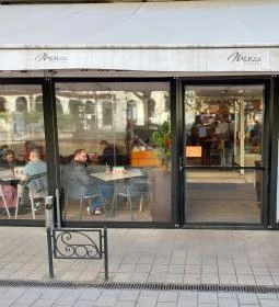 Menza Étterem & Kávézó