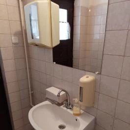 Messzilátó Csárda, Botykapeterd - Mosdó