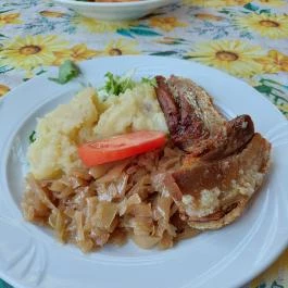 Mészáros Vendéglő Abony - Étel/ital