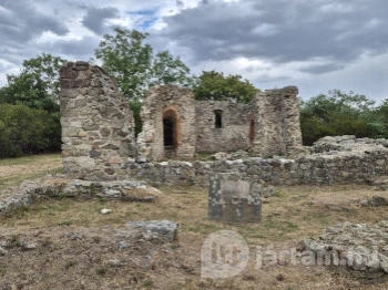 Mezőnyárádi templomrom Mezőnyárád