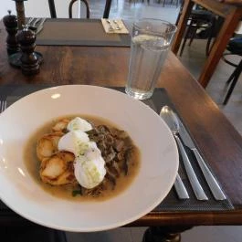 Mi A Kő, Köveskál - Étel/ital