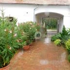 Mi A Kő Köveskál - Külső kép