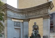 Millecentenáriumi Emlékmű Sóskút