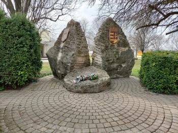 Millecentenáriumi emlékmű Herceghalom