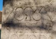 Millecentenáriumi emlékoszlop Szob