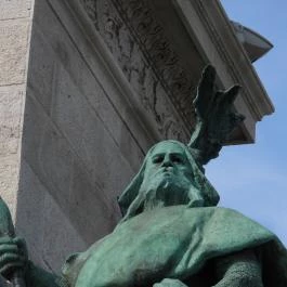 Millenniumi emlékmű Budapest - Egyéb