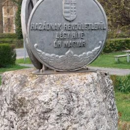 Millenniumi emlékmű Hédervár - Egyéb
