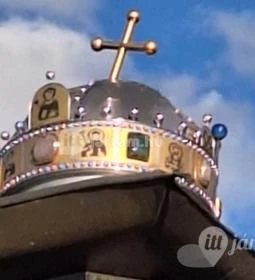 Millenniumi Szent Korona emlékmű