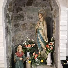 Mindenszentek templom Balogunyom - Külső kép