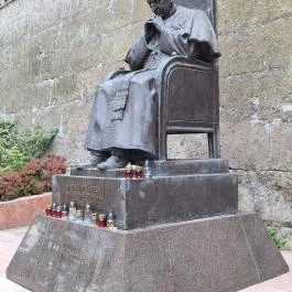 Mindszenty József Esztergom - Külső kép