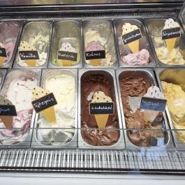 Mini Cukrászda Mesztegnyő - Étel/ital