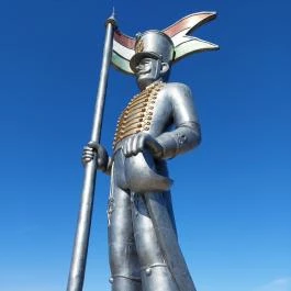 Miskahuszár Pákozd - Külső kép