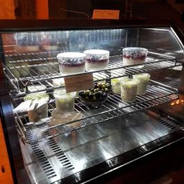 Mitzi. - Kortárs Kávéház & Bár, Budapest - Étel/ital