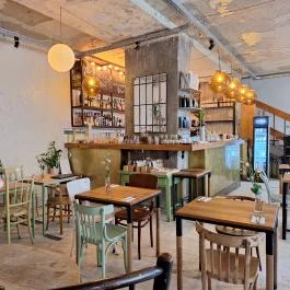 Mitzi. - Kortárs Kávéház & Bár, Budapest - Belső