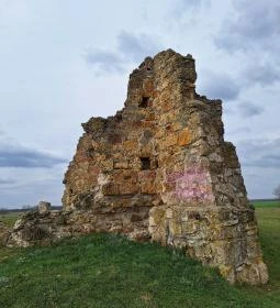 Mizseszék - Pusztatemplom romjai