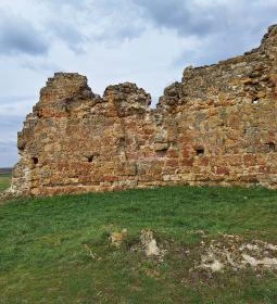 Mizseszék - Pusztatemplom romjai