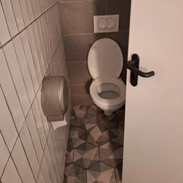 Mon Cafe Budapest - Mosdó