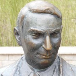 Móra Ferenc szobra, Kiskunfélegyháza - Egyéb