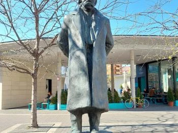 Móricz Zsigmond szobra Budapest