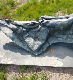 A mosonmagyaróvári Agrártudományi Egyetem 1956-os diákáldozatainak emlékműve