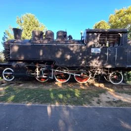 Mozdony Balatonalmádi - Külső kép