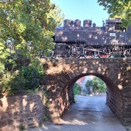 Mozdony Balatonalmádi - Külső kép