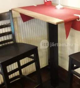 Mozsár Kávézó & Étterem