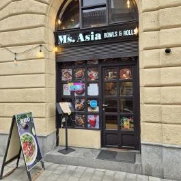 Ms Asia bowls and rolls, Budapest - Külső kép