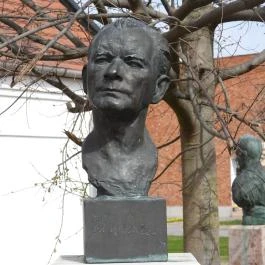 Műfordítói szoborpark, Kiskőrös - Egyéb