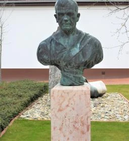 Műfordítói szoborpark