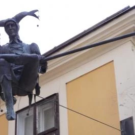 Mujkó szobor Székesfehérvár - Külső kép