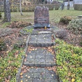 A múlt áldozatainak emlékparkja Fazekasboda - Külső kép