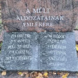 A múlt áldozatainak emlékparkja Fazekasboda - Egyéb